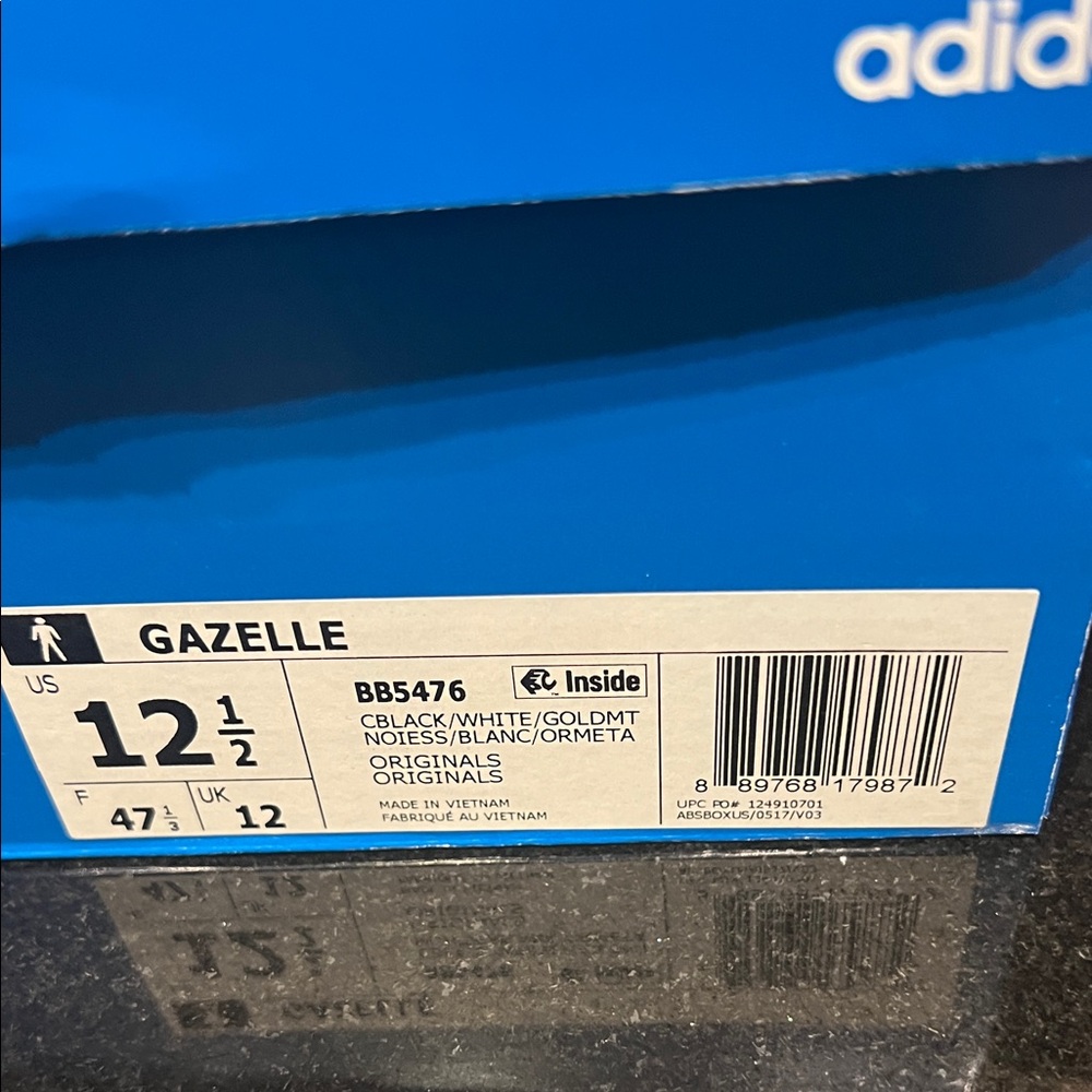 Adidas Men's Burgundy Sneakers with Gum Sole - Picture 4 of 4